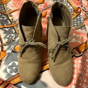 DONATED!!! Ankle Boots